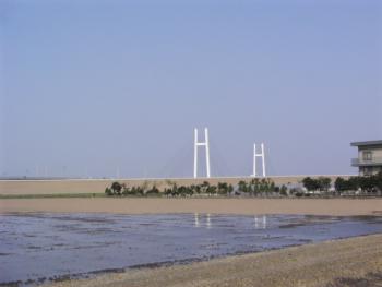 ファイル名: 20060516-003.jpg
ファイルサイズ: 120.7KB
→クリックで元のサイズを表示